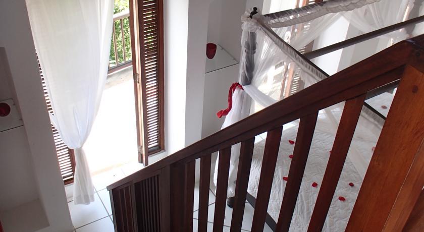 Being Villa Plymouth Quarto foto